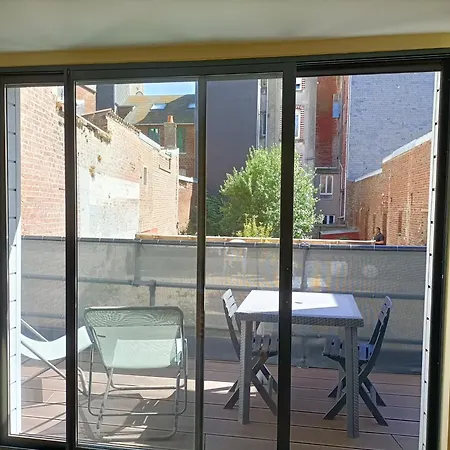 아파트 Studio A 2 Pas De La Plage Avec Terrasse 메르레뱅